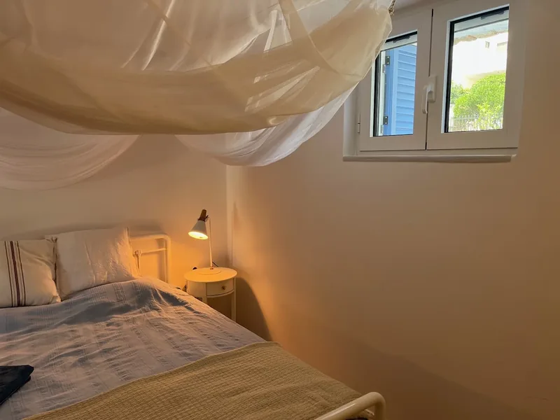 Amalia Garden Apartment, Bedroom