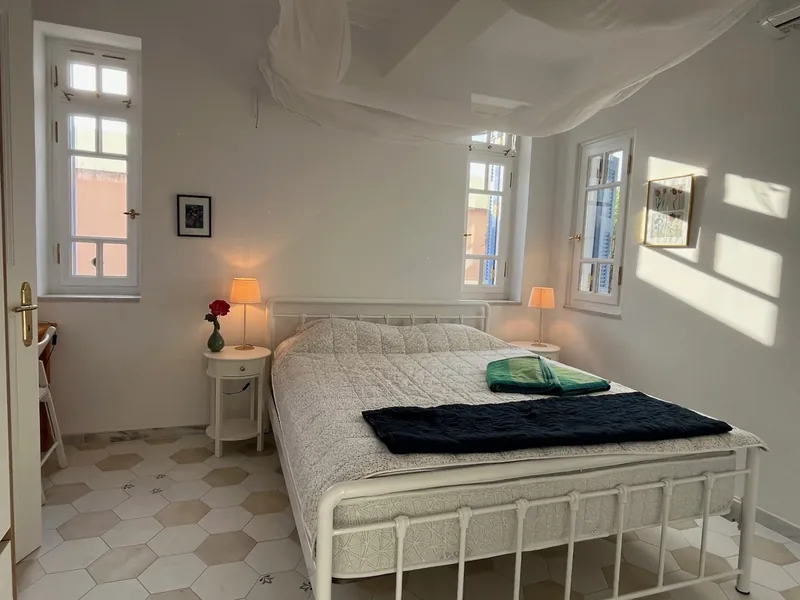 Amalia Beletage, Bedroom 1